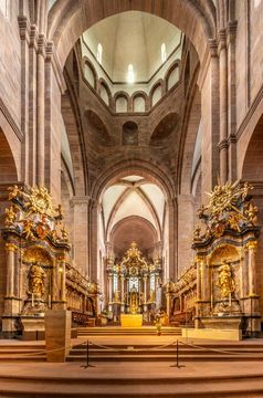 Rainer-Hoheisel-Kirchen-u-historische-Gebäude-0211.jpg