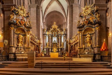 Rainer-Hoheisel-Kirchen-u-historische-Gebäude-0103.jpg